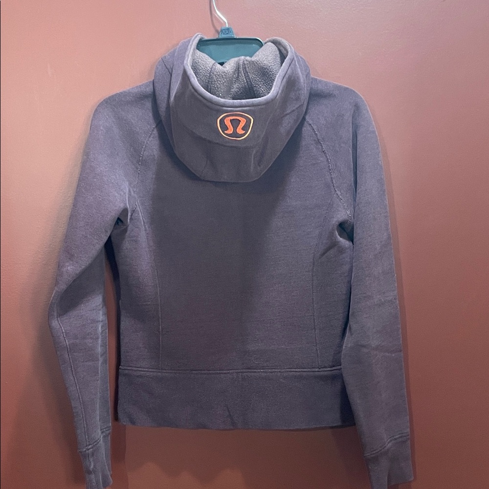Iconic LuluLemon Zip-Up Hoodie in Dark Plum - Picture 2 of 7